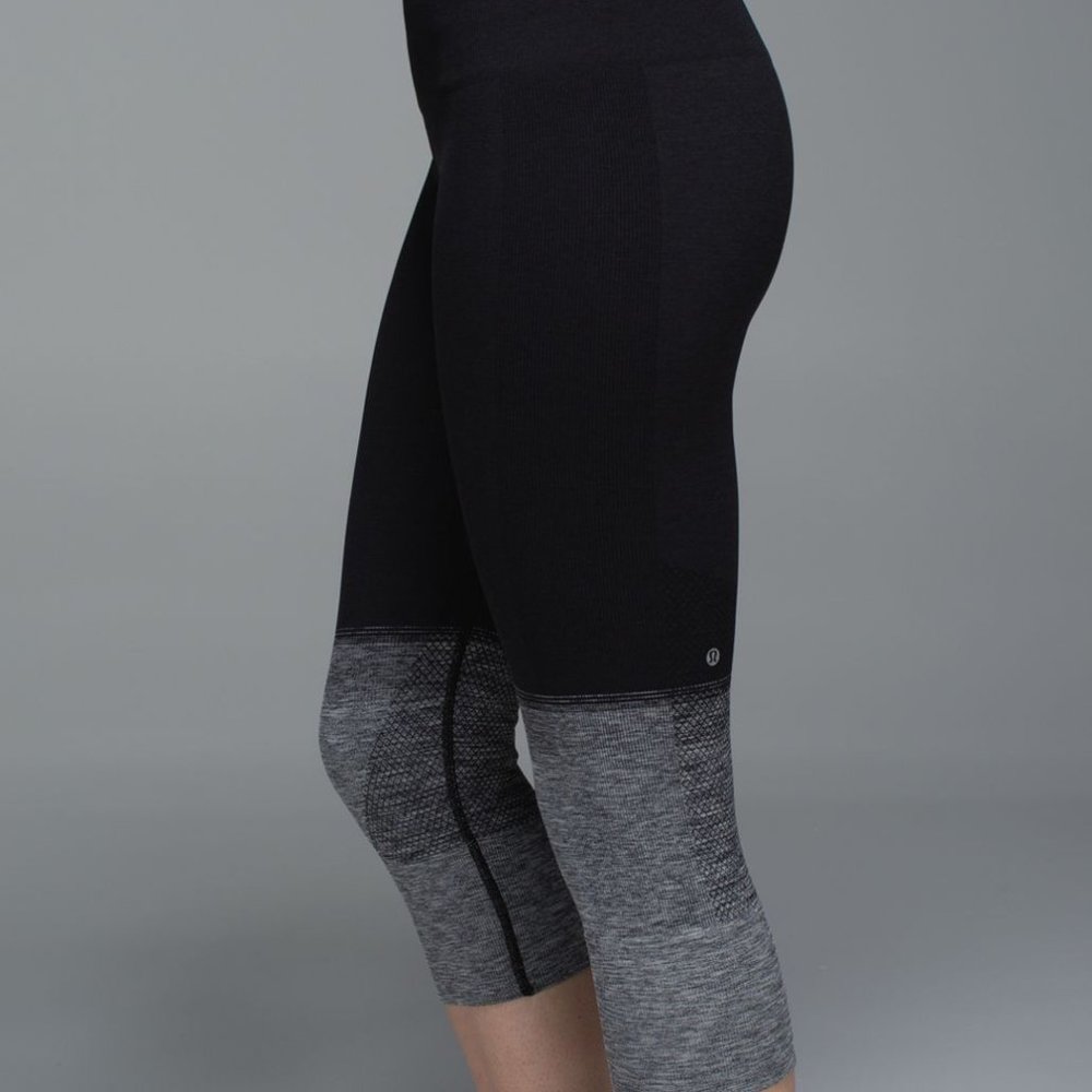 Lululemon Seamlessly Street Crop Heathered Black 4